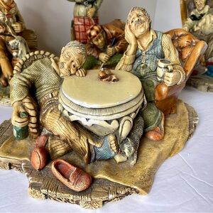 Naturecraft Figure 802 Old Pals 1969 Charming Figurine